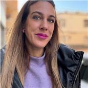 Tutora de español que da clases a todas las edades